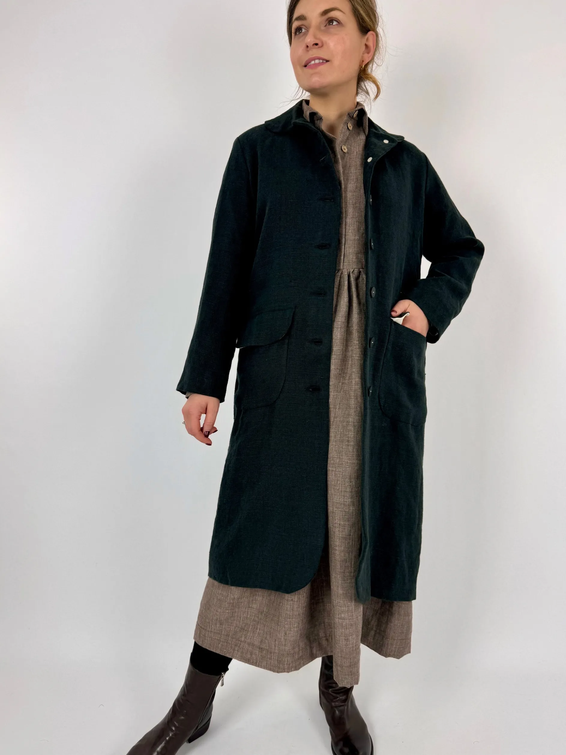Der Antagonist 25 Coat Black
